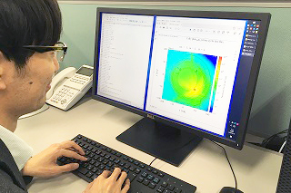 研究の様子3